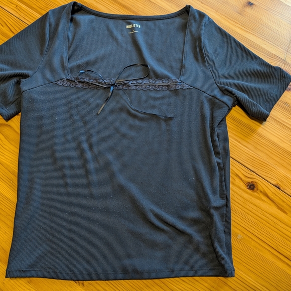 Hollister Tops - Hollister Black Ribbed Square-Neck Short Sleeve Top with Lace Trim and Bow